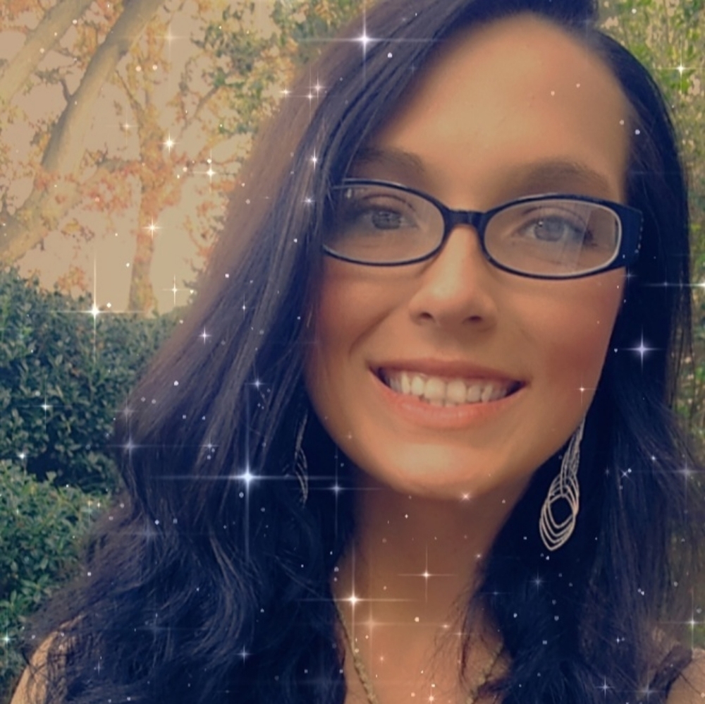 Meet your Posher, Brittney